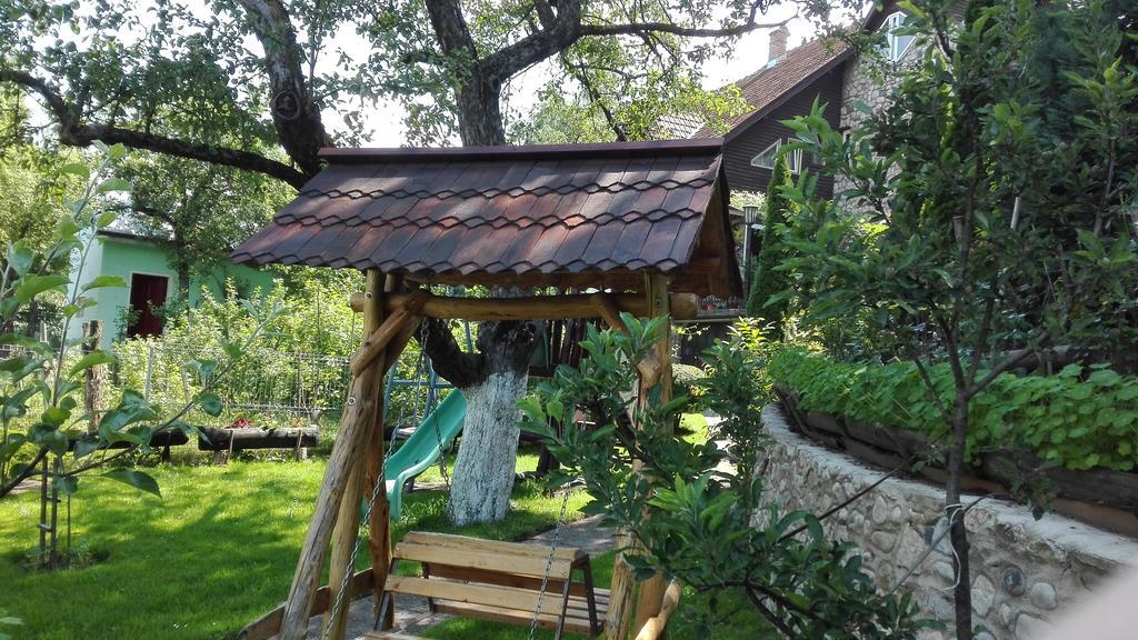 Pension Casa Contelui Rîşnov Екстериор снимка